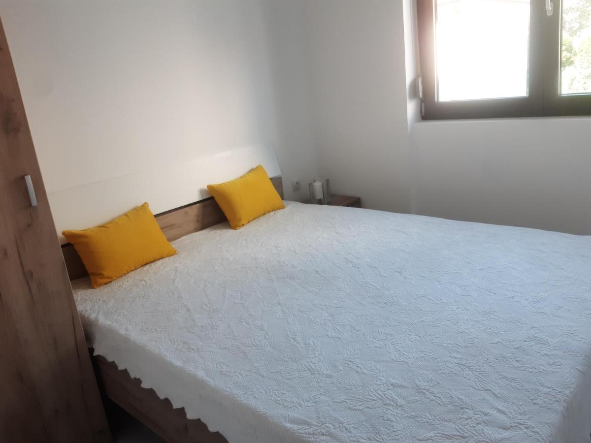 Stojanovic Apartments นิส ภายนอก รูปภาพ