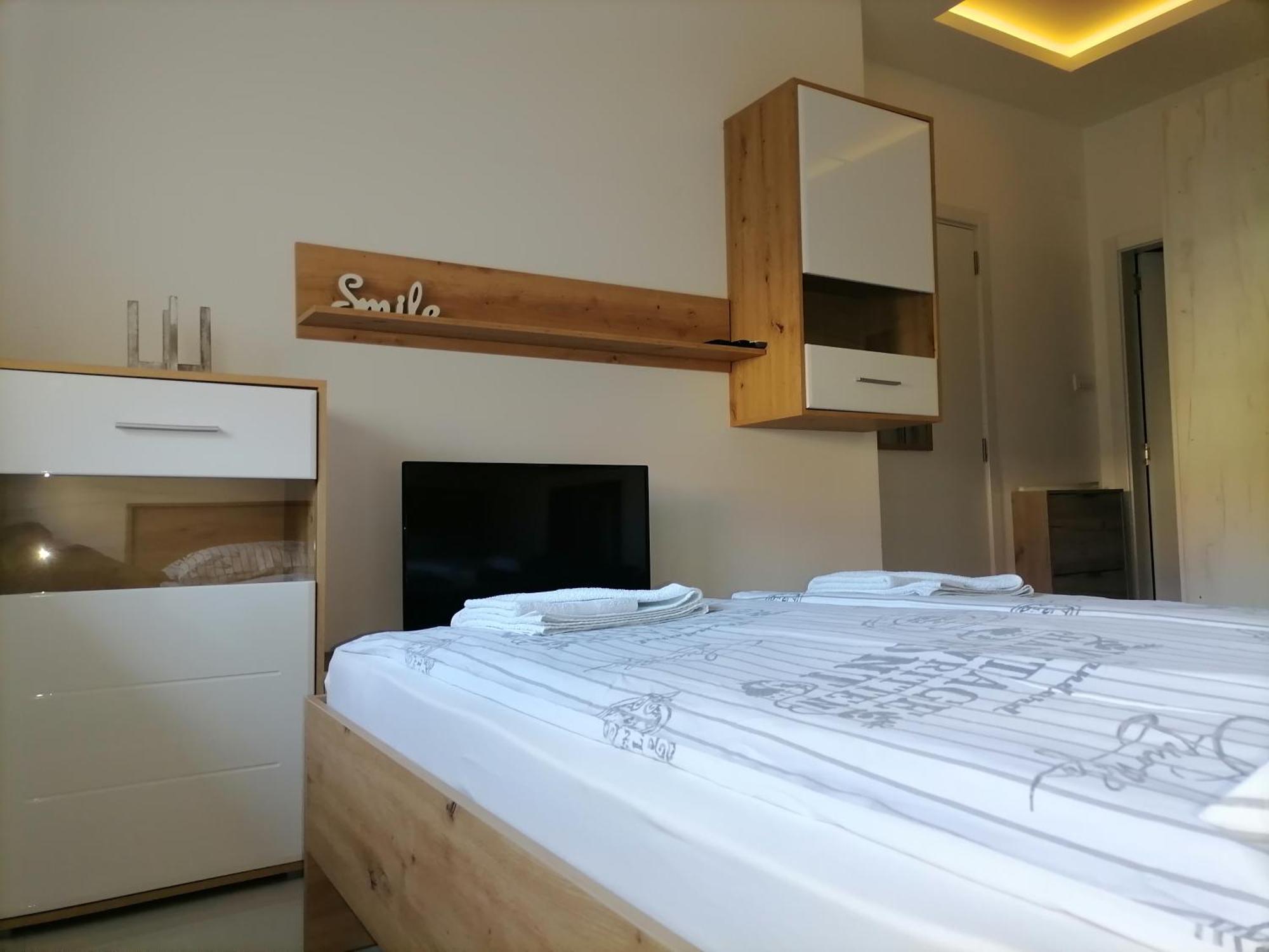 Stojanovic Apartments นิส ภายนอก รูปภาพ
